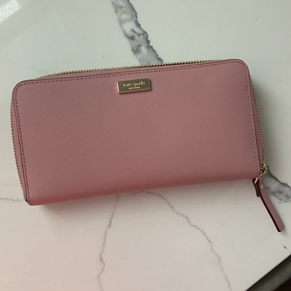 Kate Spade Continental Wallet